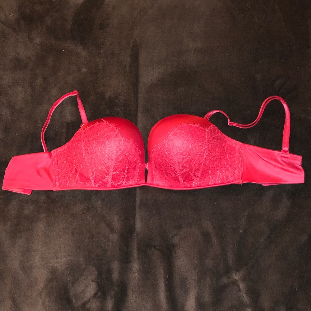 Victoria’s Secret Multi-way Bombshell 32C